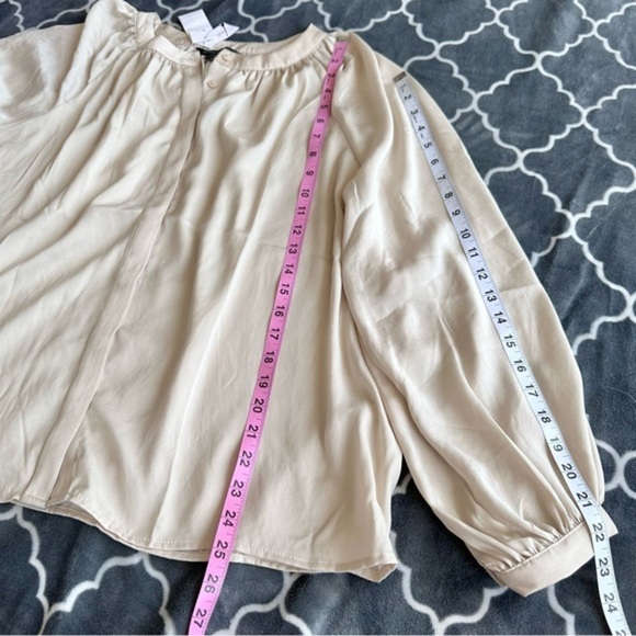💥SALE💥Banana Republic Volume Balloon Sleeve Satin Blouse Oyster Pearl XL - Picture 6 of 11